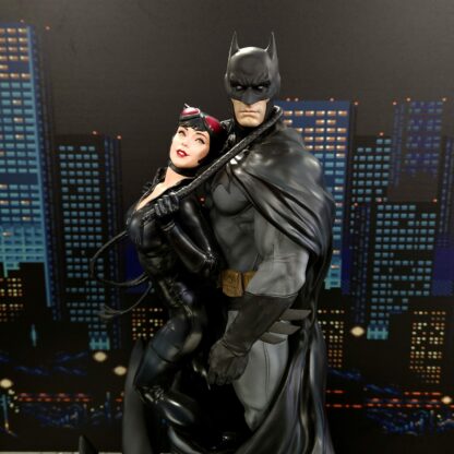 SIDESHOW – Batman & Catwoman diorama – Image 3