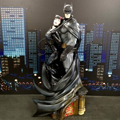 SIDESHOW – Batman & Catwoman diorama – Image 4