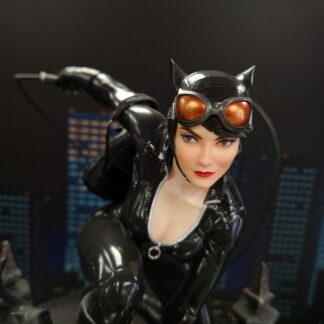 XM STUDIO - Catwoman  1/6