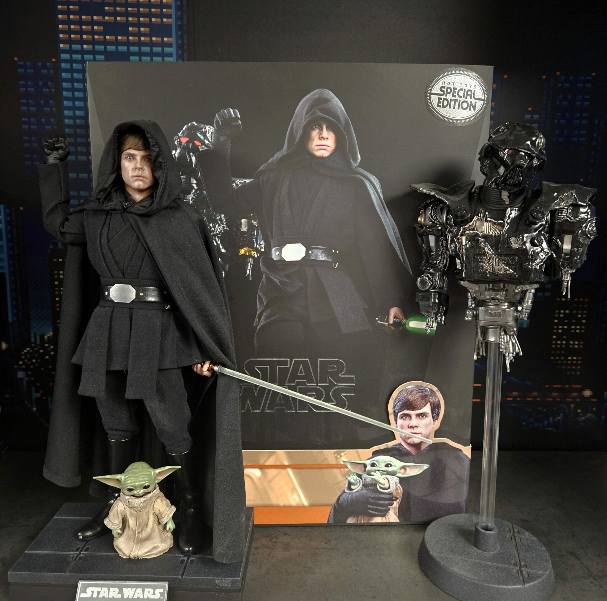 HOT TOYS - Star Wars Mandalorian - Luke Skywalker Deluxe Version - DX23